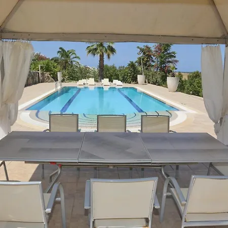 Villa Verde - Pool, Bbq, 5 Bdrms, View, Garden *