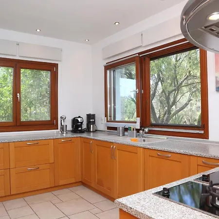 Verde - Pool, Bbq, 5 Bdrms, View, Garden Villa *