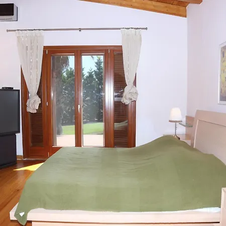 Verde - Pool, Bbq, 5 Bdrms, View, Garden Villa