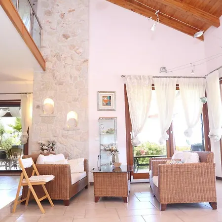 Verde - Pool, Bbq, 5 Bdrms, View, Garden Villa *
